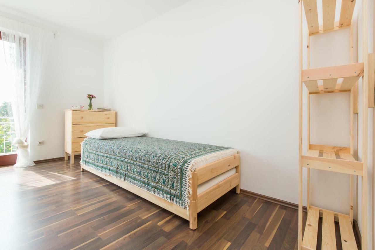 Casa Flora 3-Minutes' Walk From The Beach Novigrad Istria Extérieur photo