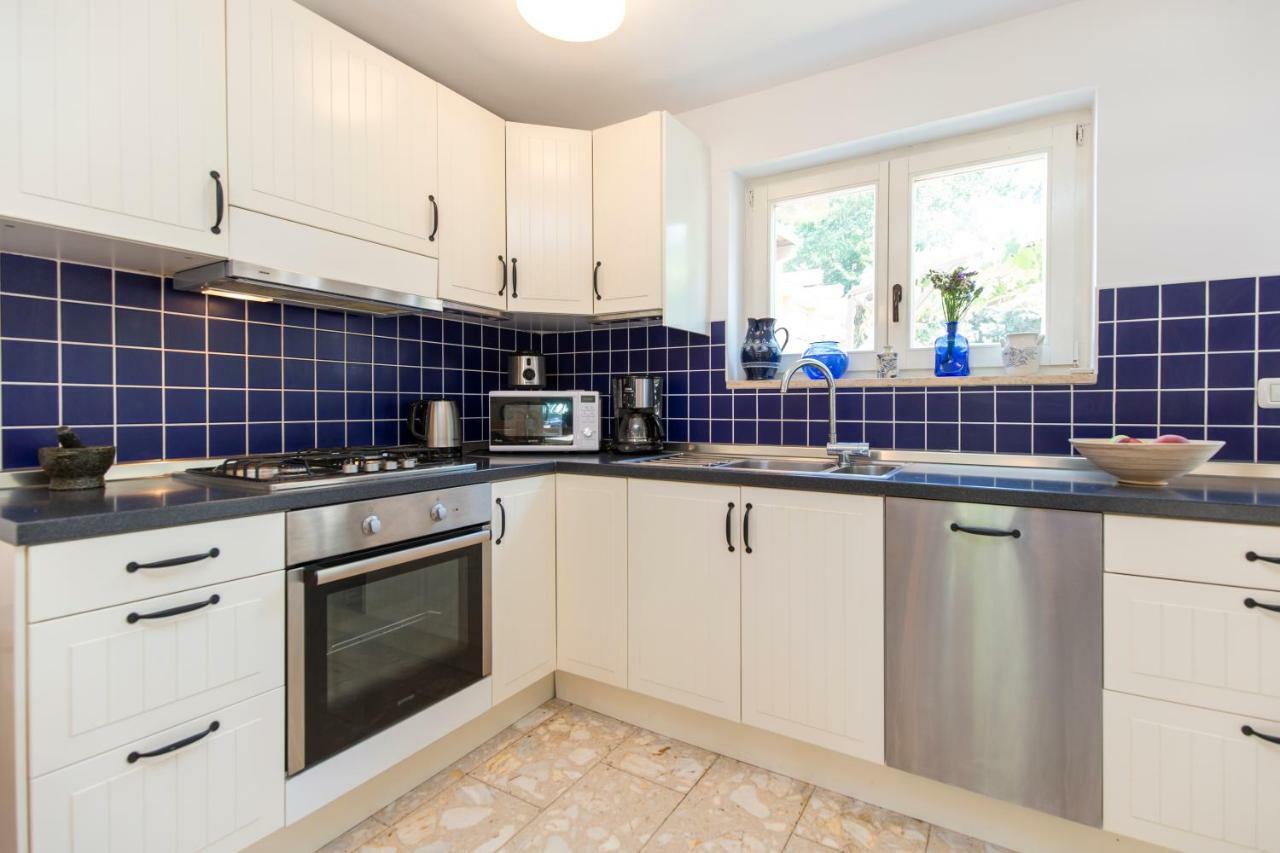 Casa Flora 3-Minutes' Walk From The Beach Novigrad Istria Extérieur photo