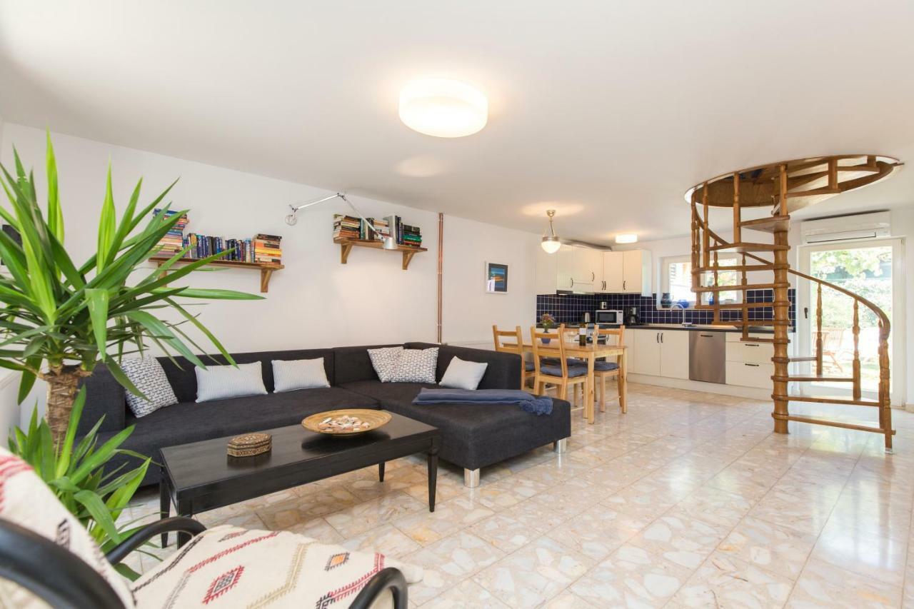 Casa Flora 3-Minutes' Walk From The Beach Novigrad Istria Extérieur photo
